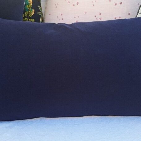 coussin bleu marine