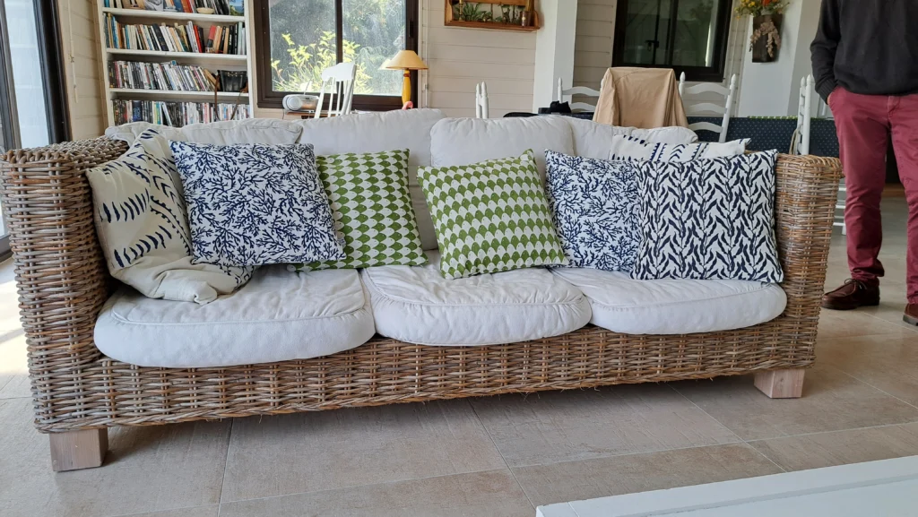 Coussins d’assise sur mesure pour banquette, harmonie textile et confort personnalisé